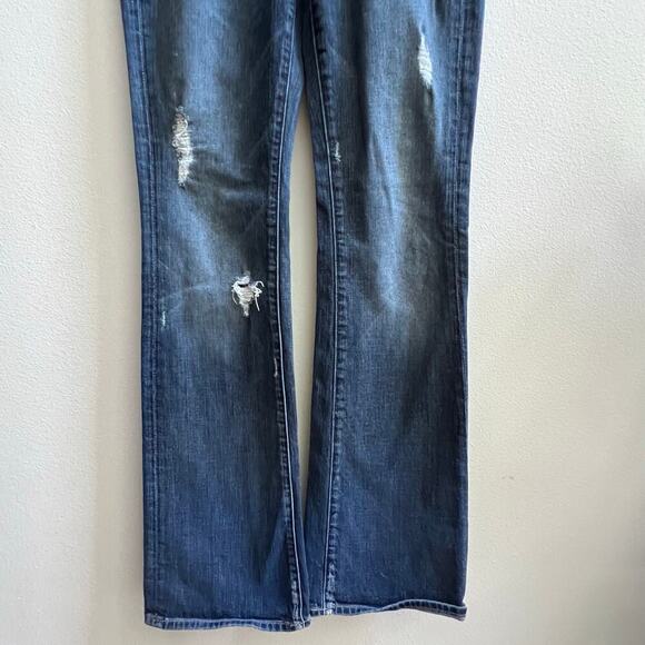 7 For All Mankind Bootcut Mid Rise Women's Jean Size 29 Light Distressed Denim - Picture 9 of 9